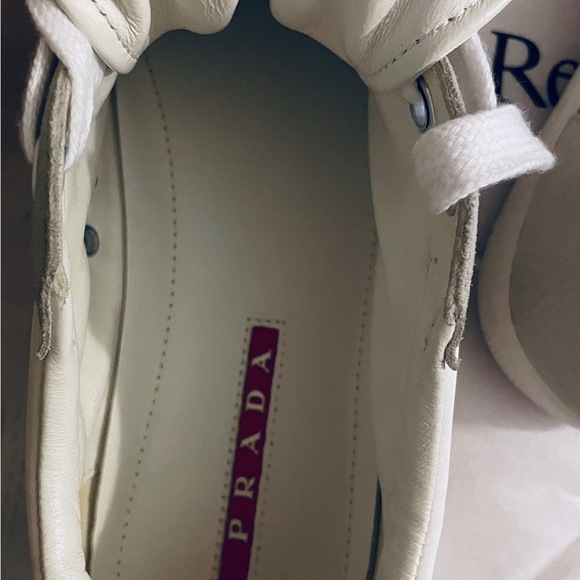 PRADA Colorblock Pattern  Low Top Sneakers Size: 8  white VERY good condition - Picture 6 of 7